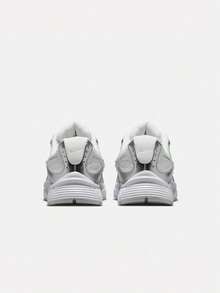 Women's W NIKE V5 RNR 2E Low-Top Athletic Casual Shoes IV5998-115 - Silver - View 4