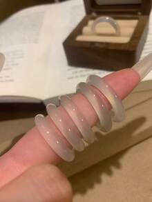 1件熱銷新款中式透明石圓鑽戒指，優雅國風精緻手指戒指 - 玉髓素圈戒指 - 查看 6