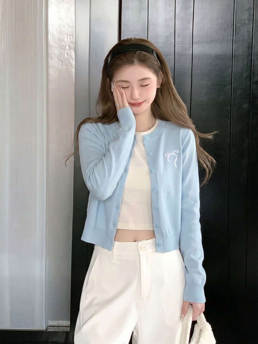Autumn/Winter Korean Sweet Casual Style Bow Embroidery Knit Cardigan Women, Blue Preppy Style Cropped Top, Style Fall - Blue - View 1