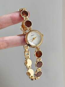 1pc Women's Round Quartz Watch, Vintage Style, Elegant And Fashionable, Suitable For Daily Wear, Excellent Gift Choice - Gold - View 1
