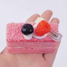 1 pieza Juguete squishy de pastel de mousse compacto con rebote lento, esponjoso y pegajoso, para apretar y aliviar la tensión diaria. Adorno versátil para escritorio de oficina, ideal para decoración DIY de fiestas, regalo de cumpleaños único y delicado para parejas que viajan. - Multicolor - Ver 3