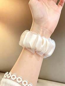 Huastonband 1pc Cream White Braided Elastic Nylon Hair Tie Breathable Comfortable Sports Watch Band For Women, Compatible With Apple Watch 38/40/41/43mm, 42/44/45/46/47/49mm, Suitable Compatible With Apple Watch Ultra/SE/S11/S10/S9/S8/S7/S6/S5/S12, Ideal For Outdoor Sports, Fitness, Young Fashion, White Lace Women's Style, Autumn Beach Accessory, Holiday Gift, Halloween - Milky White - View 4