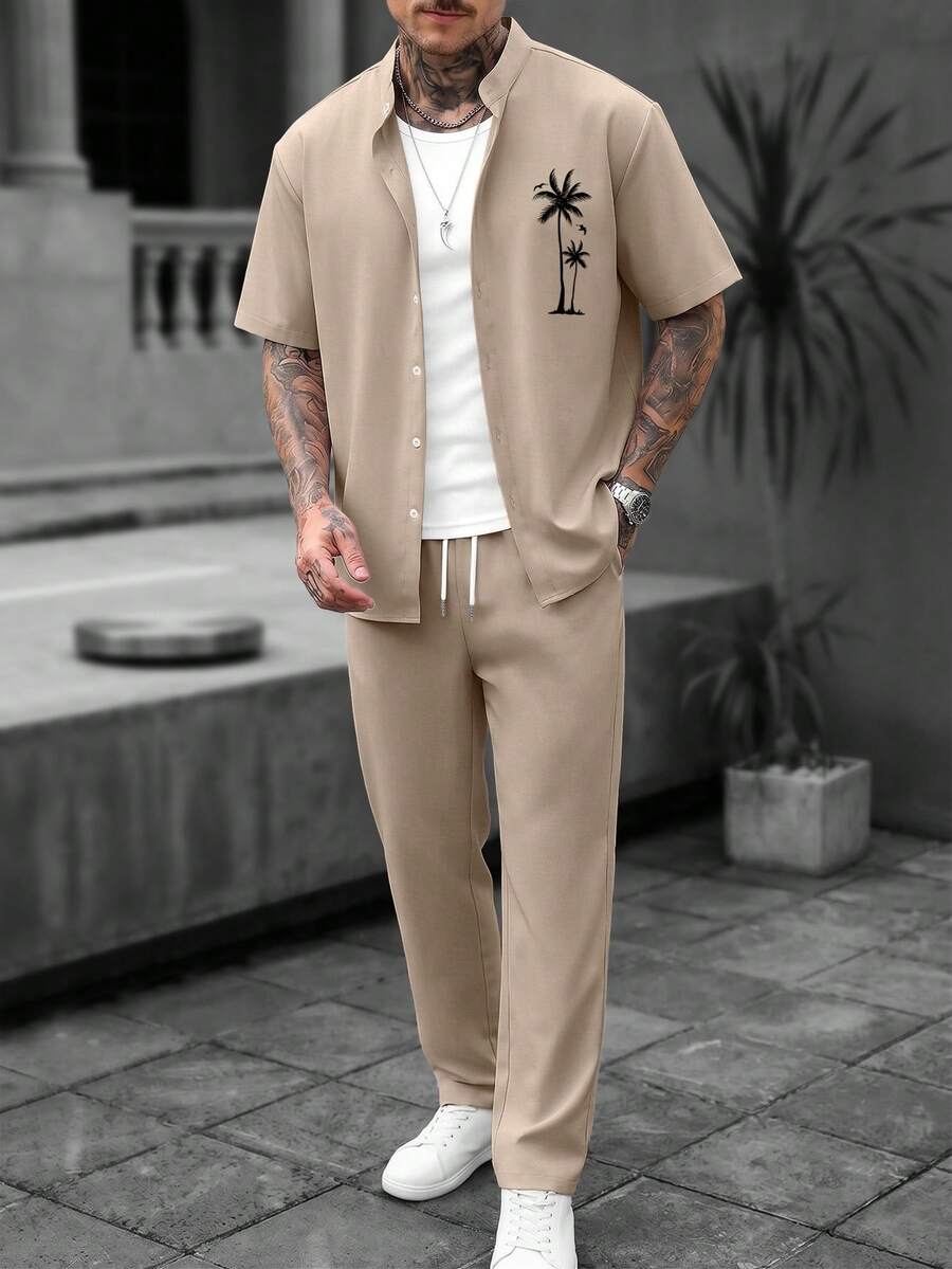 Men's Summer Slightly Thick Coconut Tree Print Stand Collar Shirt + Matching Straight Leg Pants Set, Chest Coconut Tree Print Recreates Tropical Vacation Vibe, Suitable For Beach Vacation, Beach Outing, City Stroll, Light Social Occasions