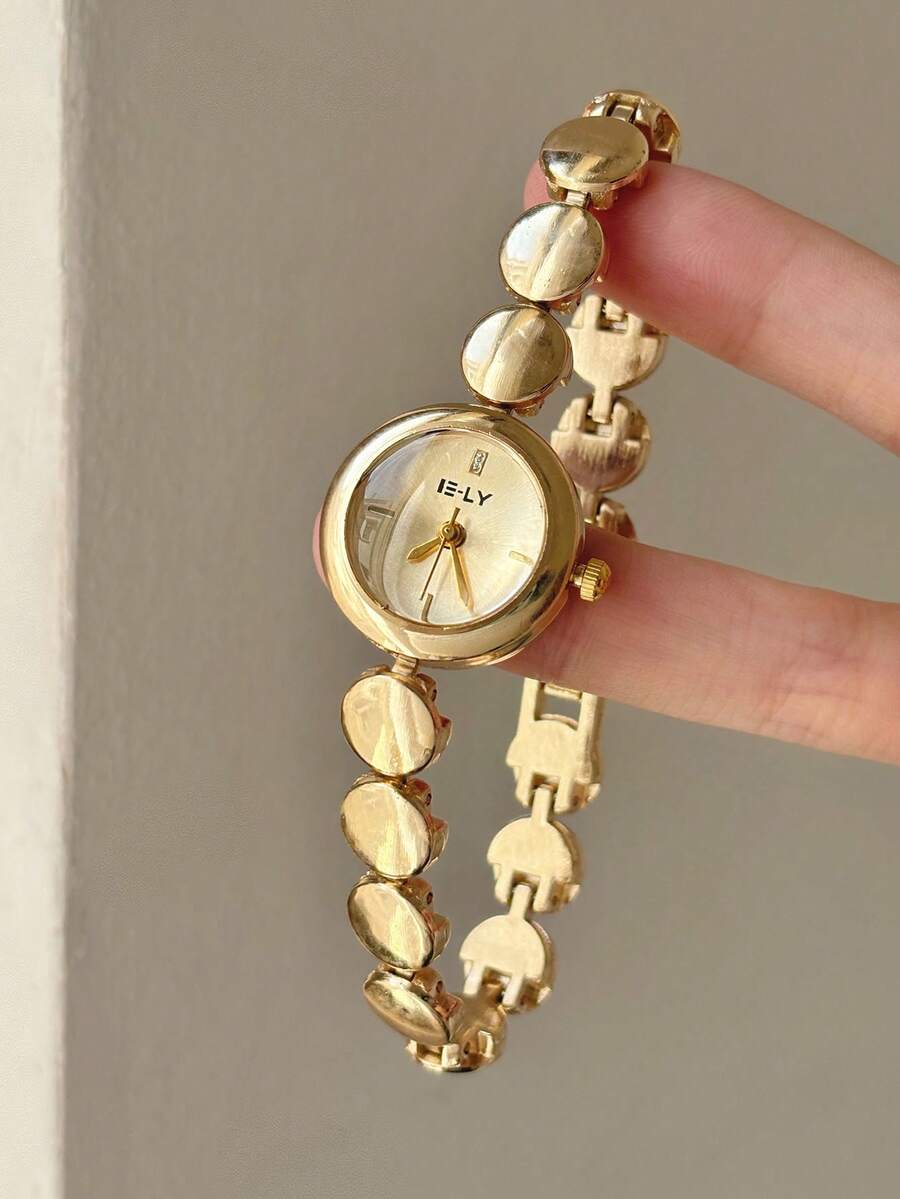 Este reloj de cuarzo con patrón de bambú cuadrado en oro/plata es adecuado para el uso diario, y también es un regalo perfecto para cumpleaños y Navidad. - Dorado - Ver 1