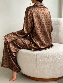 2pcs/Set Women's Satin Loungewear Pajama Set, Minimalist G Letter All-Over Print, Deep V-Neck Lapel Long Sleeve Home Wear - Brown - View 5