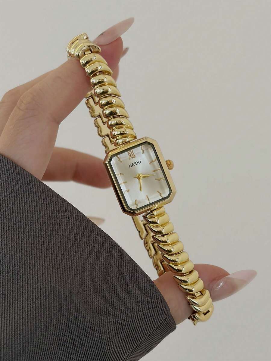 This Fashionable Women's Wristwatch Features A Rectangular Dial Design, Exquisite And Elegant, Perfect For Commuting Wear - Gold - View 1