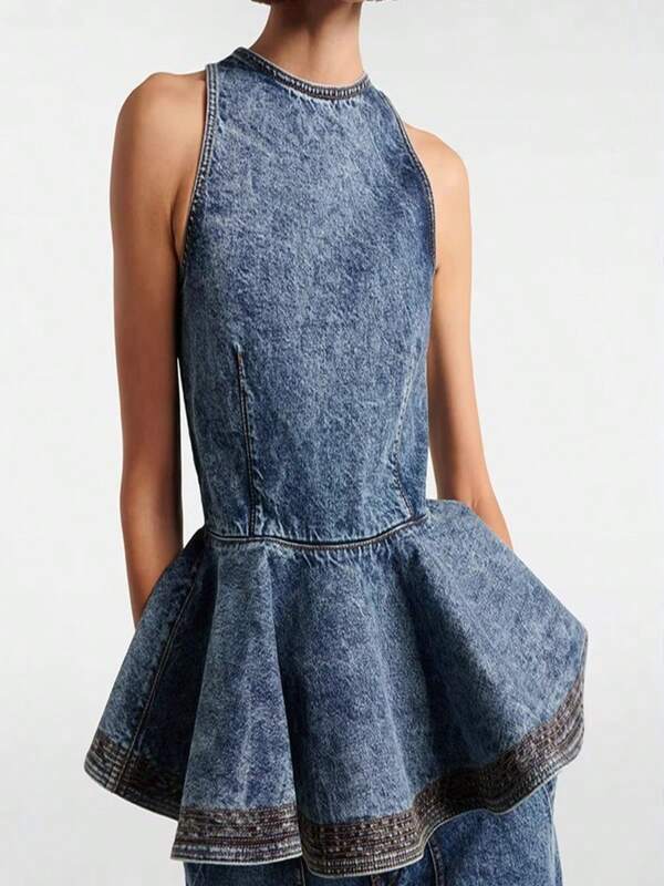 Spring And Autumn 2025 New Lace Black Vest Suitable Women's And Beautiful Solid Color Design Sleeveless Top