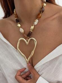 1pc Bohemian Style Geometric Exaggerated Asymmetric Color-Block Resin Faux Pearl Beaded Metal Large Heart Pendant Charm Jewelry Necklace, Elegant Luxury, Wedding Banquet, Vacation Party, Daily Casual, Street Photography, Women Couple Holiday Birthday Versatile Necklace Gift - Necklace - View 2