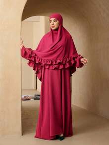 時尚百搭純色連帽蕾絲冰絲皺褶長袍 2 件組 女款優雅柔軟 Abaya 外罩長袍 + 連帽蕾絲披肩套裝 防曬穆斯林服飾披肩 - 紅色 - 查看 3