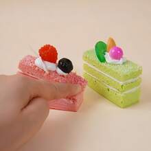 1 pieza Juguete squishy de pastel de mousse compacto con rebote lento, esponjoso y pegajoso, para apretar y aliviar la tensión diaria. Adorno versátil para escritorio de oficina, ideal para decoración DIY de fiestas, regalo de cumpleaños único y delicado para parejas que viajan. - Multicolor - Ver 2