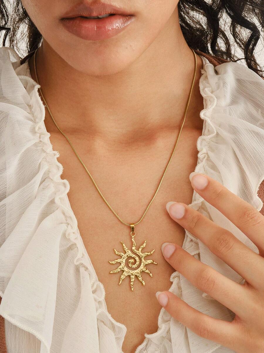 Nocturel 1 件 14K 金太阳蛇骨链项链吊坠,时尚珠宝,独特的小锁骨链设计 - 金黃色 - 查看 1