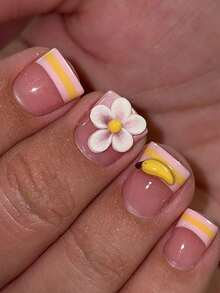 24pcs Rt Square French Nude Yellow Double Layer 3D Banana Design Nail Stickers, Fresh Sweet INS Style Fake Nails, Suitable For Students And Young Girls, Brighten Skin Tone, Self-Adhesive - 彩色 - 查看 1