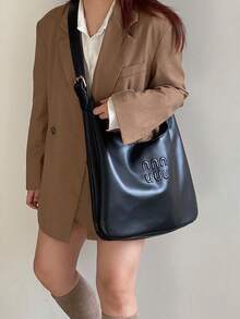 女款壓紋字母Logo柔軟亮面PU皮革大容量隨性托特水桶包，可調節寬肩帶斜挎單肩包 - 黑色 - 查看 1