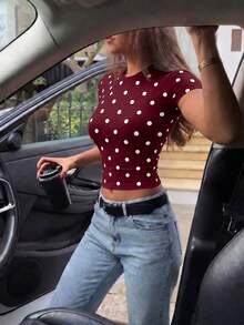 酒紅色波點女款圓領修身彈性短袖短版T恤，夏季休閒外出Y2K時尚上衣 - 酒紅色 - 查看 8