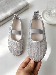 1 Pair Silver Flat Princess Mary Jane Shoes, Hollow Mesh Breathable Non-Slip Soft Sole, Single Strap Ballet Shoes, Girls, Students, Elastic Single Strap Design Cute Sandals Suitable For All Seasons, Match With Skirts And Jeans - Silver - View 4