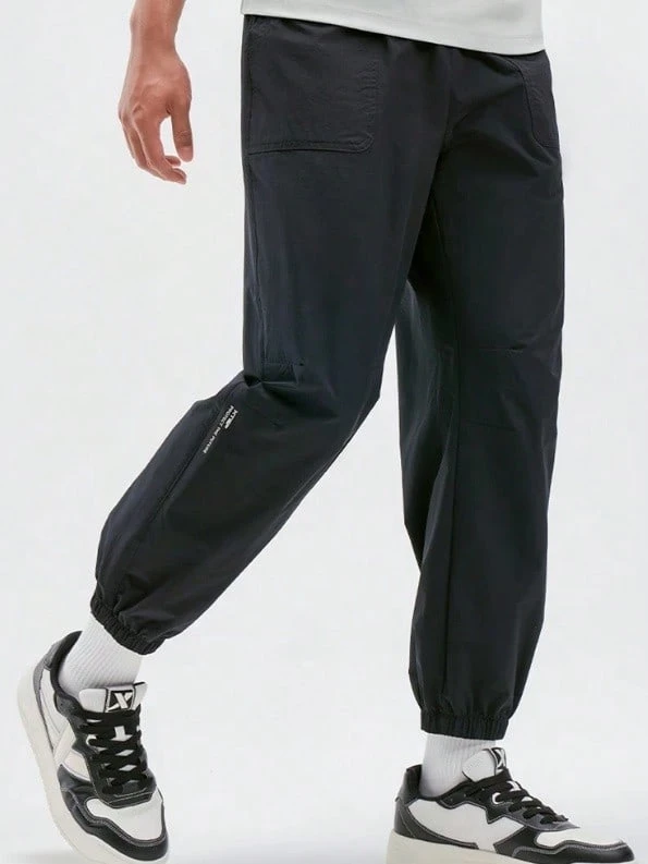 XTEP New Men's Casual Sports Cargo Pants With Tapered Leg - Black - View 1