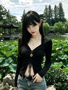 1件女款黑色針織V領長袖T恤，抽繩抓皺修身顯腰上衣，適合秋季穿著 - 黑色 - 查看 3