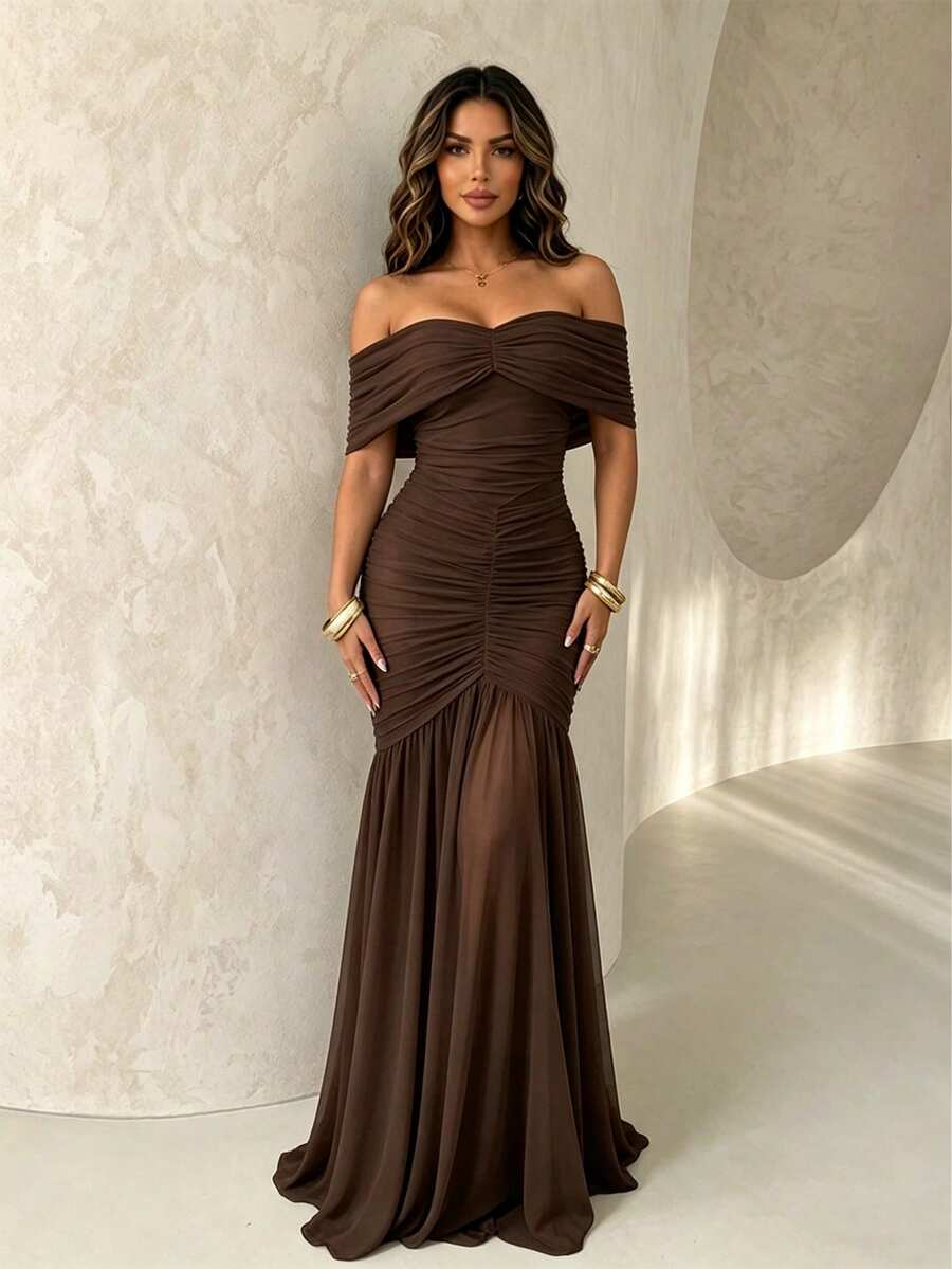 ChicMe Đầm maxi trễ vai xếp ly dành cho nữ, đầm cocktail thanh lịch không tay ôm sát dáng đuôi cá, thích hợp cho tiệc tùng.