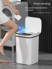 1件 14L/3.7gal~18L/4.76gal 大容量智能垃圾桶，長方形設計，塑膠材質，靜音關閉蓋，附感應式開關機制，使用2顆AA電池（不含），適用於室內/室外，客廳、浴室、臥室、廚房 - 彩色 - 查看 7