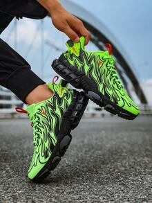 Men's Neon Green Flame Pattern Minimalist Versatile Casual Comfortable Running Shoes, Daily Colorblock Patchwork Low-Top Commuter Outdoor Sports Shoes, Air Cushion Running Shoes - Green - View 3