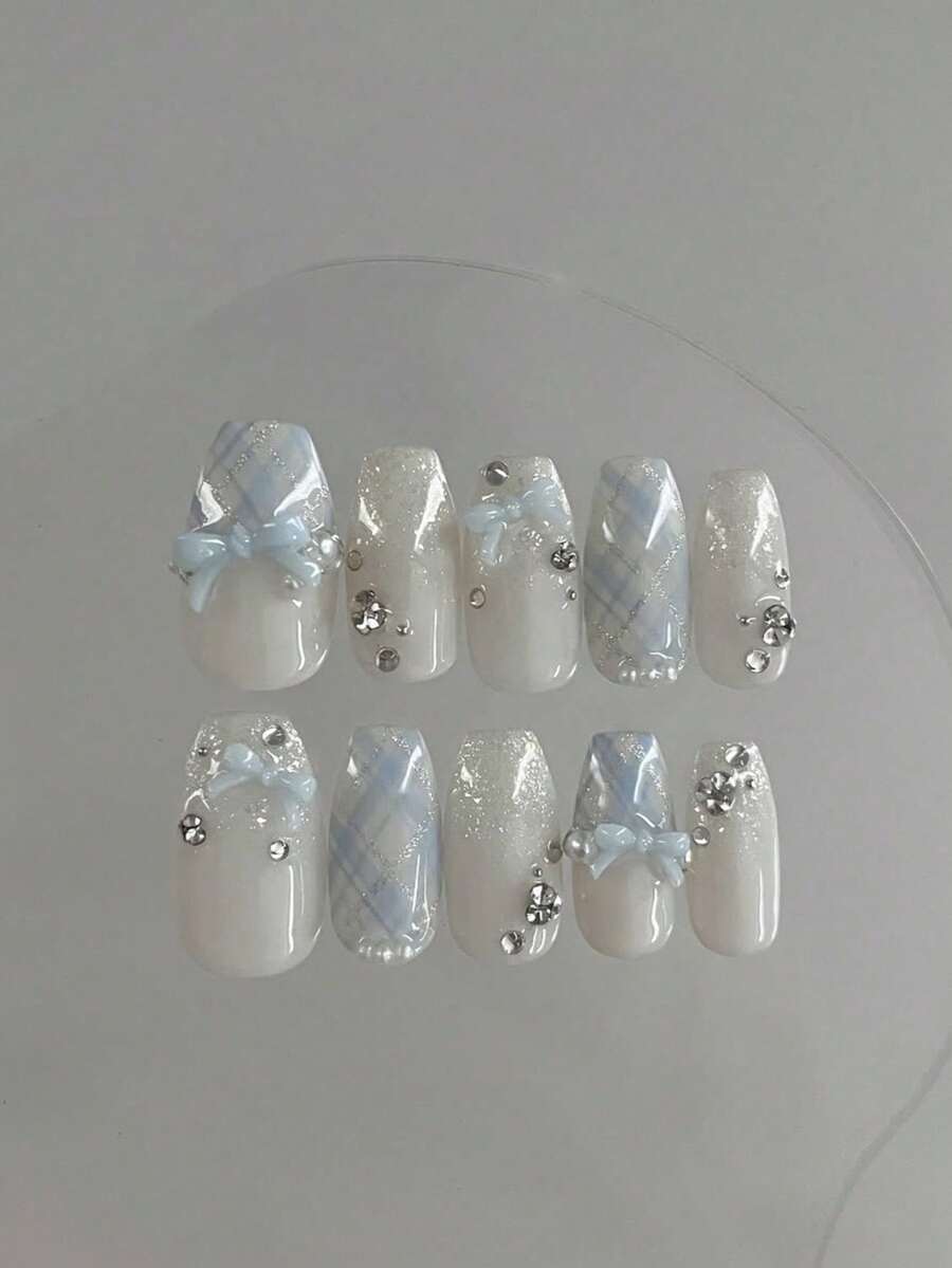 10片裝淺藍漸層銀邊花卉手工穿戴甲,中長款方圓形透明亮膚假指甲片,可重複使用可卸式免烘烤美甲,適合學生、上班族、通勤、夏季旅行與拍照,多尺寸可選 - 淺藍色 - 查看 1