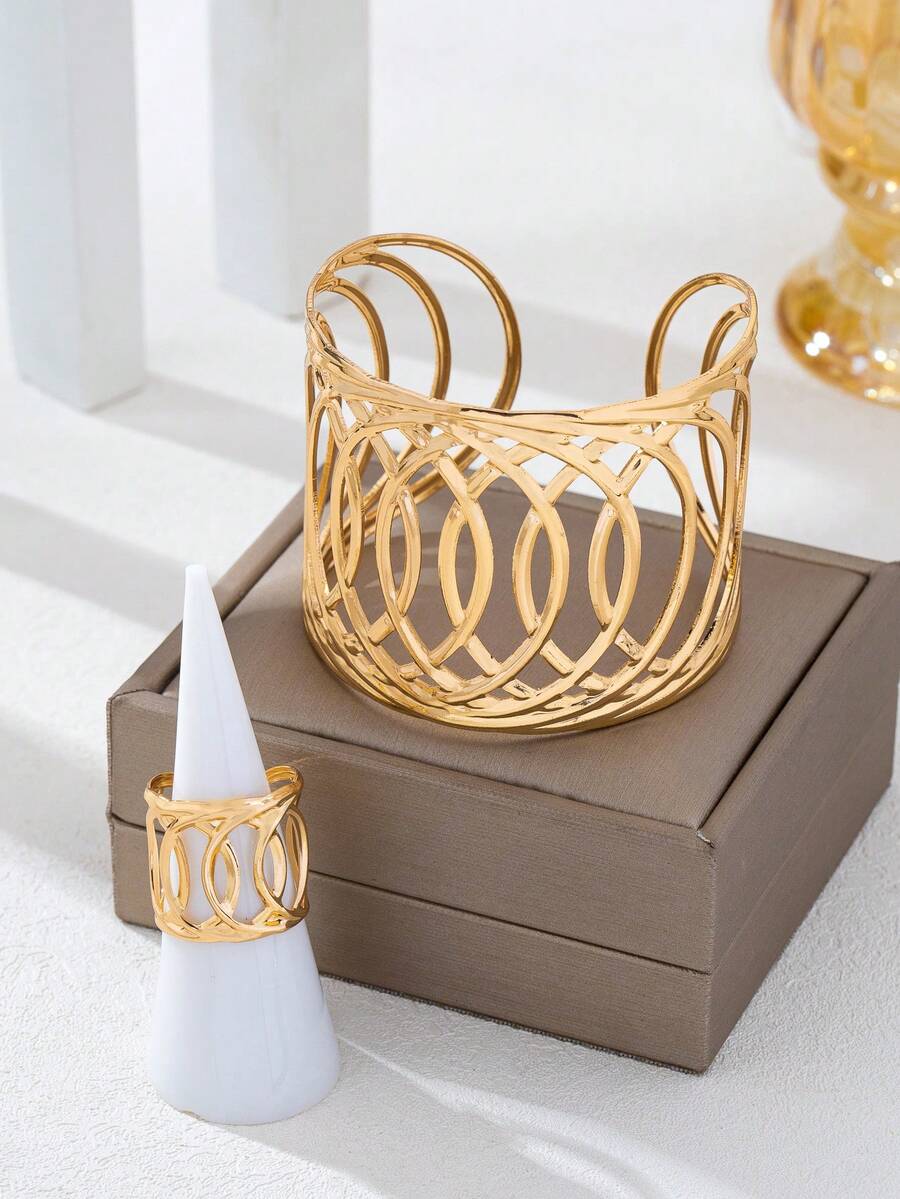 1 Set Exaggerated European And American Style Women's Open Bangle Bracelet Set - Yellow Gold - View 1