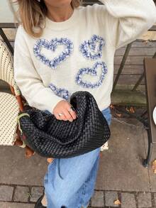 2026 Autumn New Women's 3D Lace Heart Pattern Blue & White Plaid Heart Decor Round Neck Long Sleeve White Sweater, College Style Knitwear, Daily Commute Outfit, Back To School Season Outfit, Autumn Outfit, Patterned Top, Streetwear, Women's Party Outfit - White - View 1