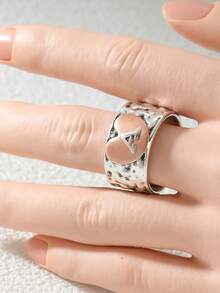 Gmzalx Niche Vintage Women's Ring, Asymmetrical Handmade Hammered Texture Band Design, Multifunctional Wear For Girlfriend - Two-color - View 4