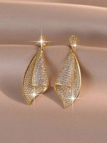 jealous young 1 Pair Shiny Full Zirconia Twisted Leaf Pendant Earrings, Geometric Curved Dangle Earrings, Elegant Bridal Wedding Party Statement Jewelry For Women - Yellow Gold - View 7