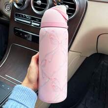 0wI Butterfly Powder Aquarius Bottle, With A Capacity Of 32oz 945ml Can Retain Heat For Up To 24 H. It Can Keep Both Hot And Cold Beverages Warm, Suitable For Brewing Coffee And Making Iced Drinks. The Design Is Exquisite And It Is Suitable Fo - 淺粉色 - 查看 4