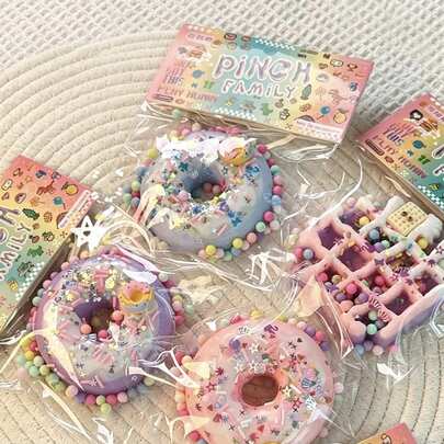 Jouets squishy de gâteau et de donut de haute qualité, jouets anti-stress, convenant aux adolescents, parfaits comme cadeaux de fête