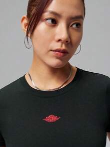 Jordan Women's AS W J FLT SS TMID WINGS Short Sleeve T-Shirt, Knitted Collarless Short Tee, TIV5348-010 - Black - View 3