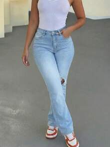 Women's Casual Distressed Light Blue Flare Jeans, With Pockets And Zipper, Medium Stretch Long Pants, Suitable For Autumn Wear - Light Wash - View 3
