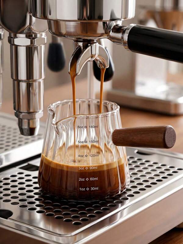 Espresso Measuring Cup With Wooden Handle. Coffee Cup. Graduated Cup. Essential For Summer Iced Coffee. Suitable For Baristas, Home Coffee Enthusiasts, Specialty Coffee Shops, Handmade Beverage Makers, Espresso Extraction, Milk Measurement. Made Of High Borosilicate Glass, Resistant To Temperature Changes, Ensuring Smooth Pouring Without Dripping. Clear Graduated Lines.
