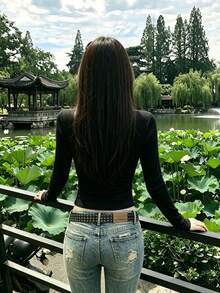 1件女款黑色針織V領長袖T恤，抽繩抓皺修身顯腰上衣，適合秋季穿著 - 黑色 - 查看 5