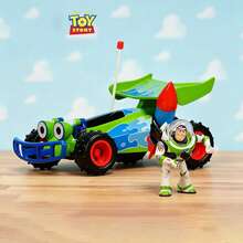 Simba JadaToys 1:24  Buzz Light-Year Turbo Off-Road Vehicle – Premium Alloy Die-Cast Model Car Display Piece, Sci-Fi Tribute Fan Collectible Gift - Multicolor - View 2