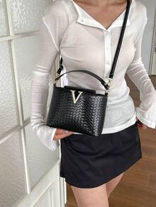 1pc Women's Fashion Commuter Solid Color All-Season Handbag, Portable Versatile Luxury Shoulder Bag, High-Quality Woven Texture Crossbody Bag, Suitable For Dating, Shopping, Gift, Work - Black - View 10
