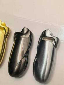 1pc Compact Portable Lighter Case High-Quality Bic Metal Lighter Shell Roller Mech War Protective Cover/Sleeve Bracket, Suitable For BIC Mini Lighter J5 Model (Lighter Not Included) Snap Closure, Compact And Lightweight, Anti-Slip Design, Elegant Appearance, Thickened Explosion-Proof, Drop-Resistant And Impact-Resistant, Suitable For Lighters And Matches, Comfortable Grip, Exquisite And Compact, Tight Fit, Anti-Drop And Wear-Resistant, Perfect Gift For Smokers Men And Women, Ideal Gift Choice For Christmas And Halloween - Multiple Styles - View 6