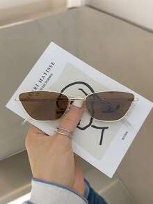 1 Pair Women's Metal Small Frame Cat Eye Fashion Glasses, Beach Vacation Style - Multicolor - View 2