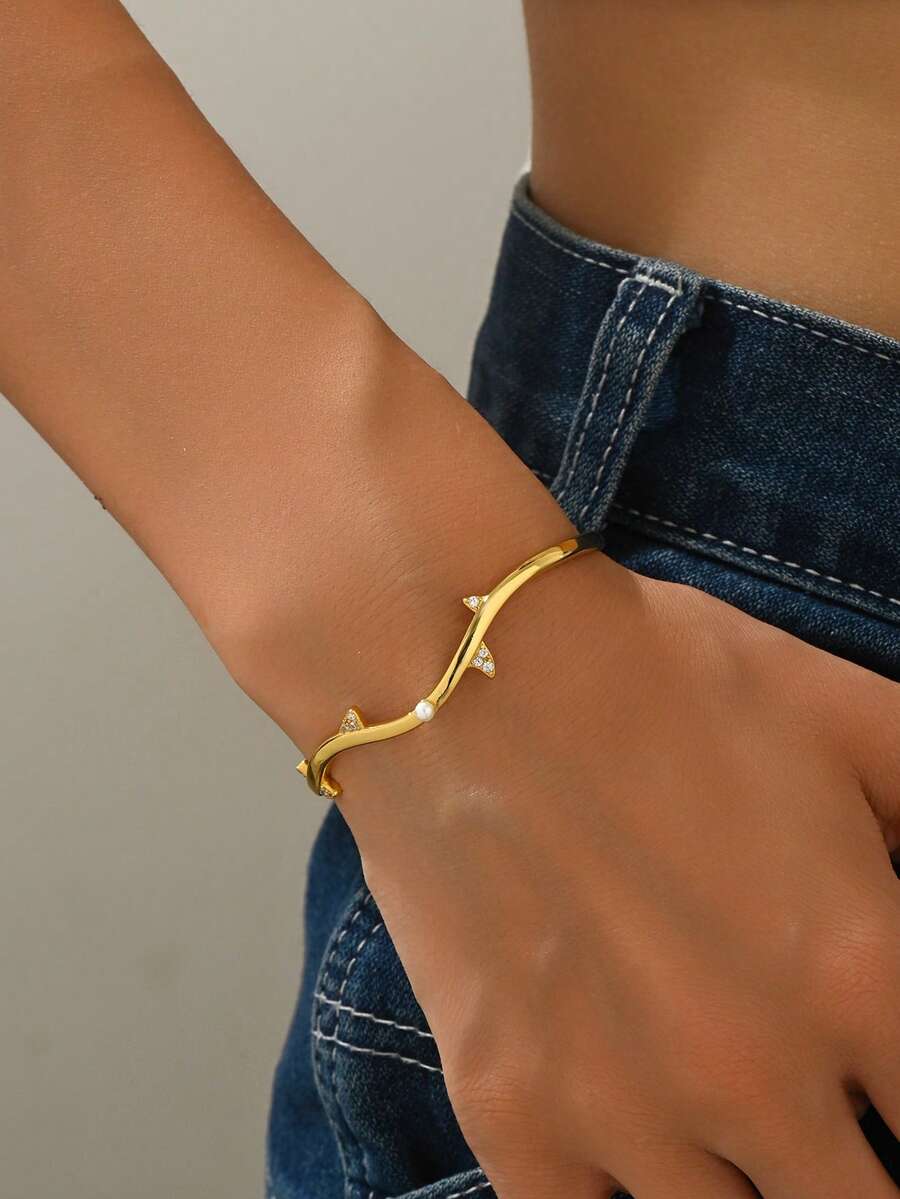 1pc Minimalist Commuter Style Gold-Plated Wavy Branch Zirconia Faux Pearl Open Bangle Bracelet, Versatile Accessory For Women, Party, Vacation, Gift - Multicolor - View 1