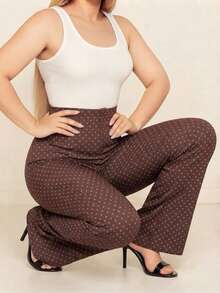 Pantalón Mujer Elegante y Moderno.  Tiro Alto y Pierna Amplia. Tela Ligera y Fresca. Confeccionado en Poliéster Liviano con Elastano. Tela Millenium Stretch, Poliéster con Elastano - Café Lunares - Ver 3