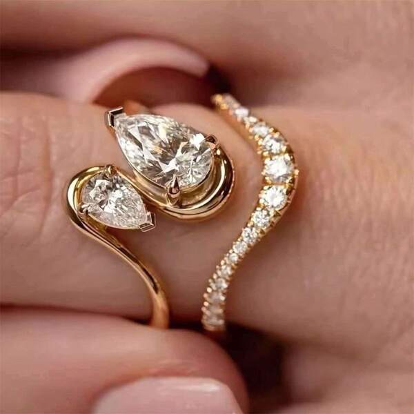 VKHK 2pcs/Set Luxurious Copper Gold-Plated Full Cubic Zirconia Decorated Ring Set Suitable For Women's Daily And Wedding Wear Gift
