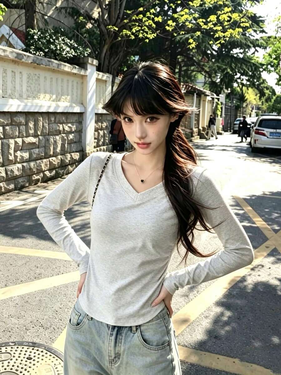 1件女款針織V領長袖上衣,修身腰部T恤,適合秋季日常穿著 - 灰色 - 查看 1