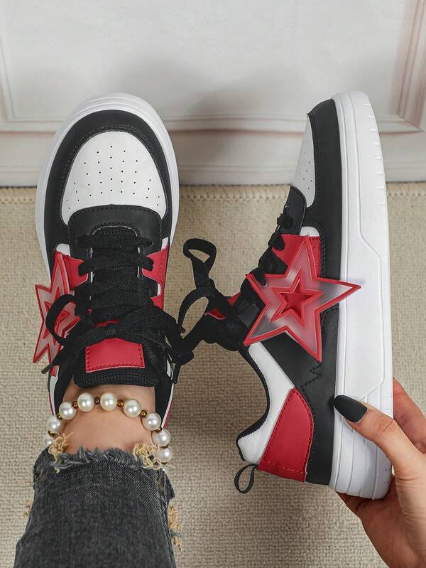 Chaussures de skate à lacets pour femmes avec pendentif étoile amovible, baskets de style de rue décontractées blocs de couleurs, chaussures de sport confortables et à la mode avec semelle épaisse pour tous les jours