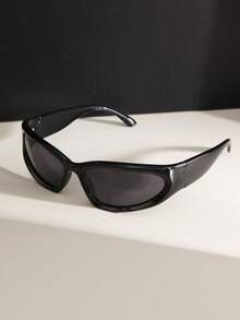1 Pair Black Rim Design Small Frame Fashion Glasses, Featuring Y2K Style Avant-Garde Design; Narrow Frame Design, Highly Futuristic. These Glasses Are Perfect For Street Style Enthusiasts And An Ideal Choice For Fashion-Forward Men. - Black - View 2