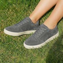 Basic Sneakers For Everyday Wear. Versatile And Timeless. Premium Suede. Immediate Shipping. - Gris - Ver 1