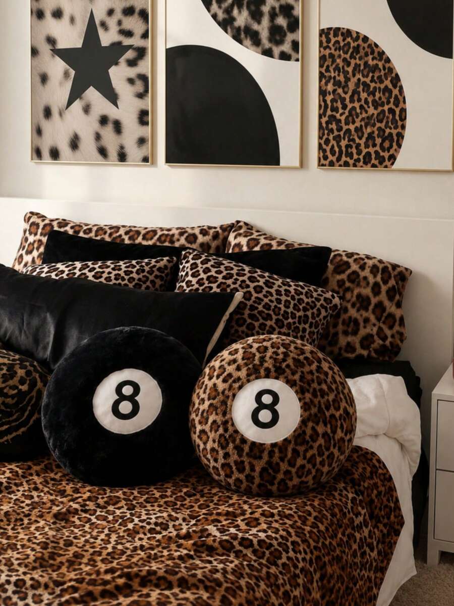 2pcs/Set Bantal Lempar Bulat Berbulu Lembut, Motif Hitam dan Leopard, Bantal Dekoratif Bulat Lembut dan Mengembang, Gaya Biliar Klasik, Cocok untuk Dekorasi Rumah, Dekorasi Kamar Tidur, Dekorasi Ruangan, Sofa Ruang Tamu - Hitam dan motif macan tutul - View 1