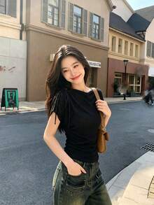 黑色小眾極簡主義抓皺紋理短袖T恤 女款夏季新款修身顯瘦設計上衣 - 黑色 - 查看 2