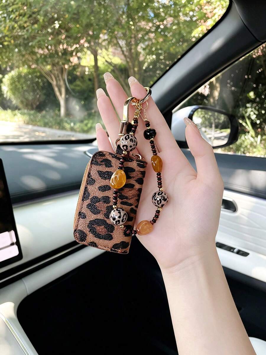 Keychain + Key Pouch Set Creative PU Leather Leopard Print Car Key Pouch New Storage Key Pouch, Universal Car Key Pouch Suitable For Fiat, Audi, Multiple Key Protective Covers, Small Car Lock Remote Control Protective Shell. - A - View 1