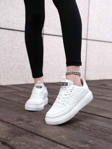 Women's Fashion White Skateboard Shoes, All-Season Lace-Up Sneakers, Lightweight Student Flat Sports Shoes, Unisex Casual Shoes - White - View 2